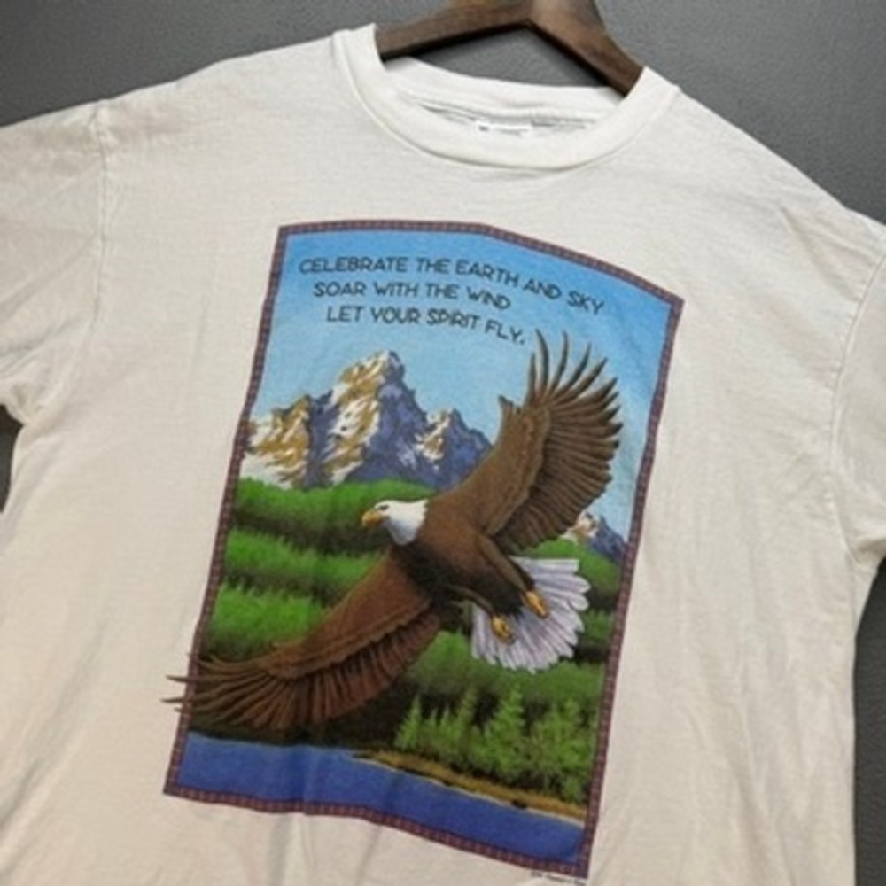 Vintage Celebrate the Earth and Sky Graphic T-Shirt XL White Eagle Made in USA